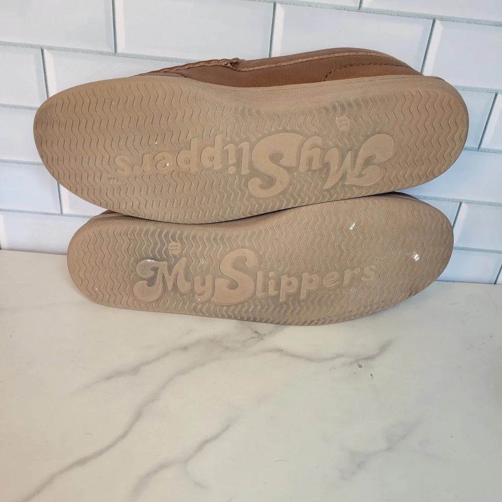 MyPillow MySlippers Mens 11 Brown Leather Moccasin Slippers 74462-05